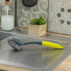 BROSSE OVALE A VAISSELLE MANCHE ANTI GLISSE GRIS CURRY