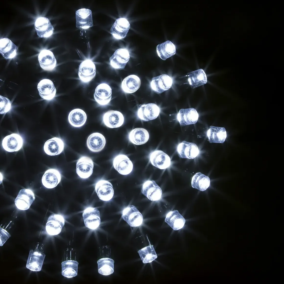 GUIRLANDE EXTERIEUR 10M 100LEDS BLANC FROID FIL VERT