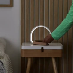 LAMPE LED CHARGEUR INDUCTION
