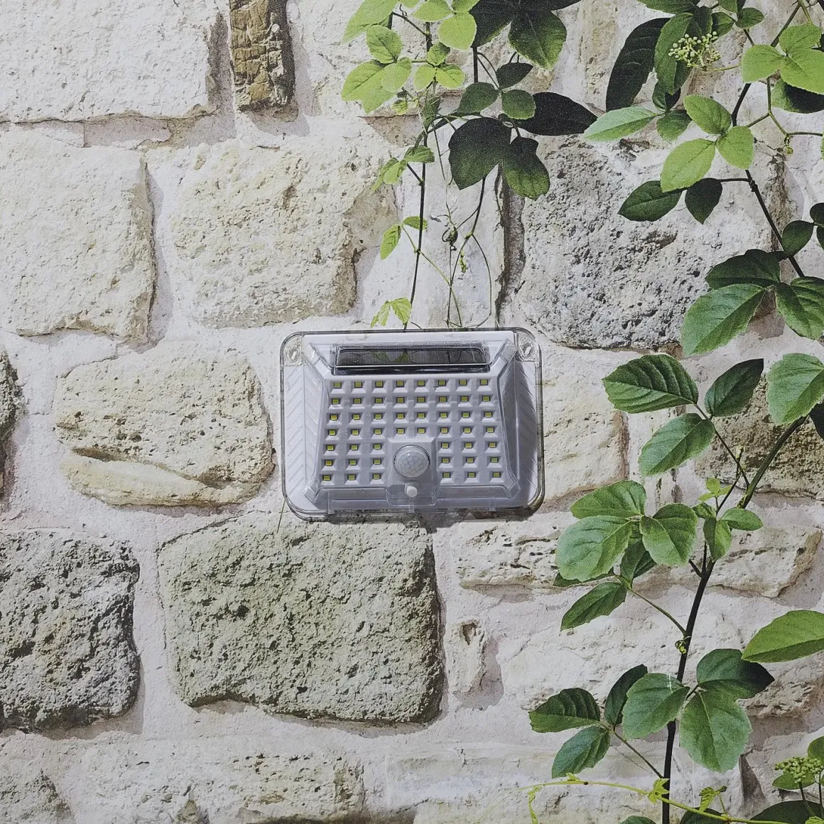 LUMINAIRE SOLAIRE 90 LEDS COB